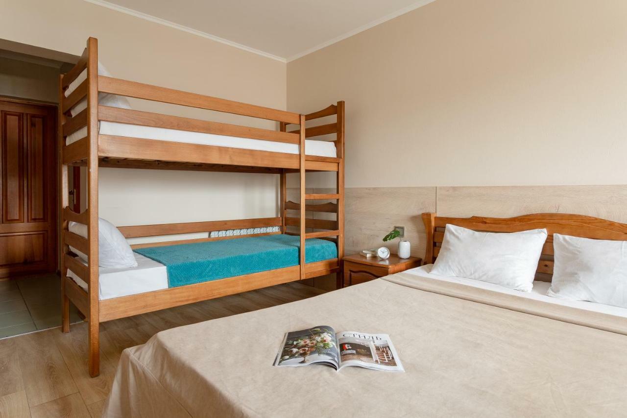 Hotel Atlantik Koblevo Ngoại thất bức ảnh